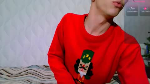 Snapshot of jerrybomb_ chatting on 01/01/25, 10:00 Jerrybomb online show from 01/01/25, 10:00