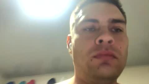 Snapshot of jersonvargas754 chatting on 12/20/25, 08:54 jersonvargas754 online show from 12/20/25, 08:54