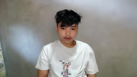 jerwinpenas00 online show from 06/05/26, 06:42