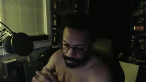 Snapshot of jerzey2k2 chatting on 09/22/25, 01:29 Jerzey2k2 aka the Alpha online show from 09/22/25, 01:29