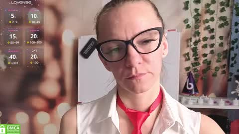 jesica_moon_peachyy online show from 04/19/26, 02:44