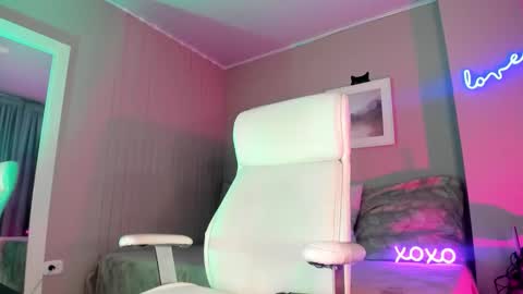 Jessie online show from 02/21/25, 08:27