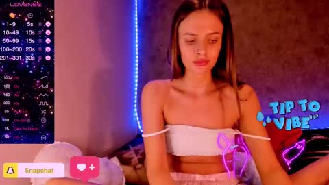 Snapshot of jess_kahawaty chatting on 02/23/25, 09:59 Jess online show from 02/23/25, 09:59