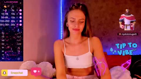 Snapshot of jess_kahawaty chatting on 02/24/25, 01:02 Jess online show from 02/24/25, 01:02