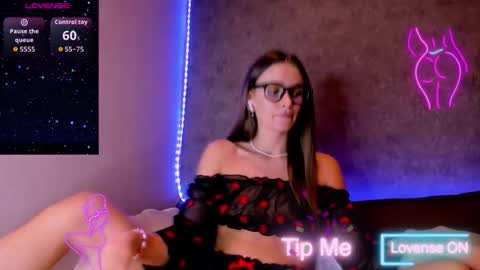 Snapshot of jess_kahawaty chatting on 09/25/25, 09:18 Jess online show from 09/25/25, 09:18