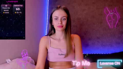 Snapshot of jess_kahawaty chatting on 10/05/25, 09:34 Jess online show from 10/05/25, 09:34