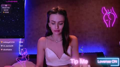 Snapshot of jess_kahawaty chatting on 01/11/26, 12:26 Jess online show from 01/11/26, 12:26