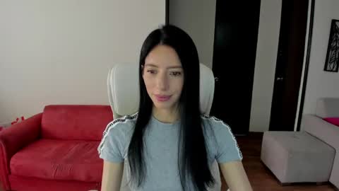jess_rosse online show from 05/27/26, 04:37