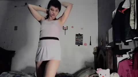 Snapshot of jess_sweett chatting on 12/13/24, 09:35 Jessica online show from 12/13/24, 09:35