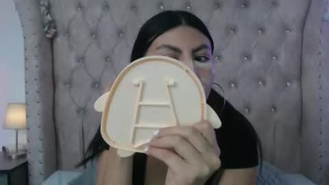 Jessica  online show from 02/05/26, 07:07