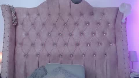 Jessica  online show from 04/09/26, 06:46