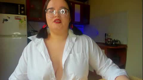 Natalia online show from 10/16/25, 07:53