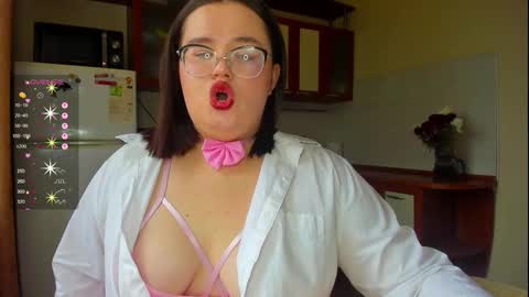 Natalia online show from 10/20/25, 07:31