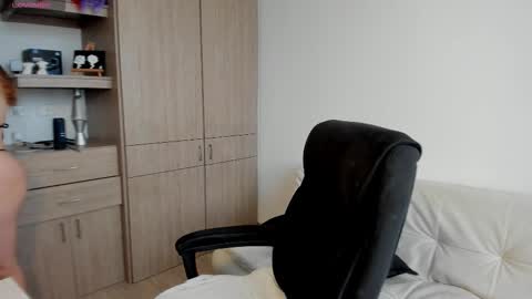 jessica_rabbit777_ online show from 02/06/26, 08:56