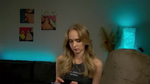 Snapshot of jessica_rays chatting on 09/20/25, 07:37 Jessica online show from 09/20/25, 07:37