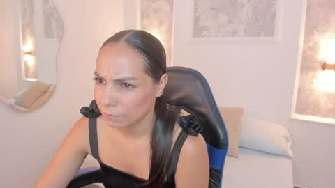 jessica_taylor_22 online show from 06/16/26, 07:16