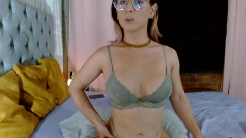 Snapshot of jessica_ts_vip chatting on 01/28/25, 03:25 jessica_ts_vip online show from 01/28/25, 03:25