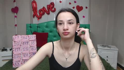Snapshot of jessicabreez chatting on 05/25/26, 05:02 JessicaBreez online show from 05/25/26, 05:02