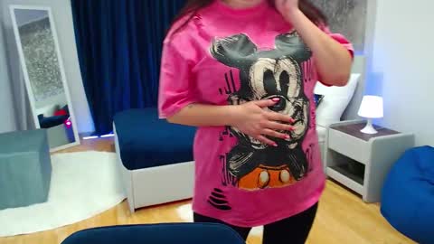 Snapshot of jessicaevanse chatting on 09/15/25, 11:10 jessicaevanse online show from 09/15/25, 11:10