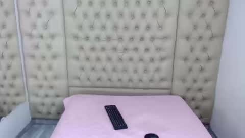 Jessica online show from 09/11/25, 09:04