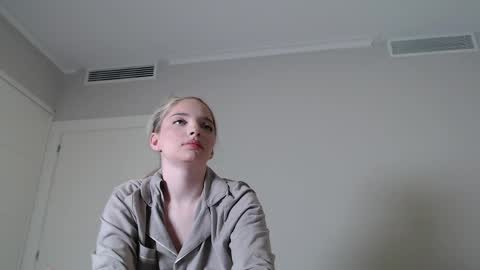 Jessica online show from 02/23/26, 01:25