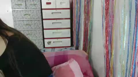 Snapshot of jessicajones_25 chatting on 12/03/24, 08:27 jessicajones_25 online show from 12/03/24, 08:27