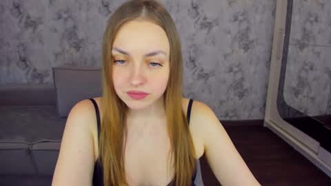 JESSICA online show from 03/06/25, 09:36