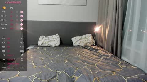 Snapshot of jessicamooon chatting on 11/09/25, 06:28 JessicaMooon online show from 11/09/25, 06:28