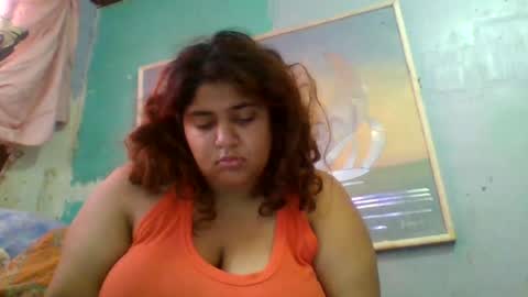 Snapshot of jessicarabbits4 chatting on 06/12/26, 12:15 dovedianna online show from 06/12/26, 12:15