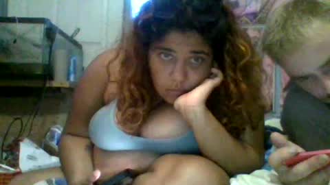 Snapshot of jessicarabbits4 chatting on 07/16/26, 01:11 dovedianna online show from 07/16/26, 01:11