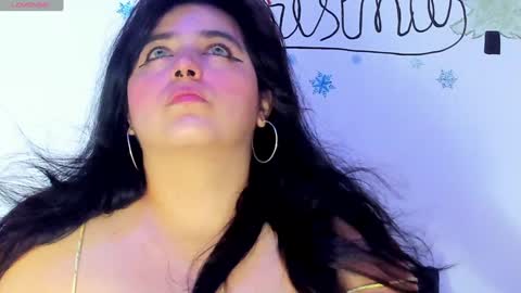 Snapshot of jessicared18 chatting on 12/31/24, 07:53 jessicared18 online show from 12/31/24, 07:53