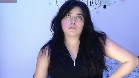 Snapshot of jessicared18 chatting on 01/29/25, 02:40 jessicared18 online show from 01/29/25, 02:40