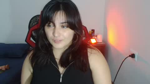 Snapshot of jessicared18 chatting on 09/22/25, 02:41 jessicared18 online show from 09/22/25, 02:41