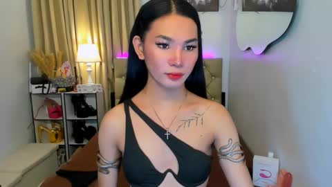 Snapshot of jessie_empress chatting on 02/16/25, 01:05 Your naughty Jessie online show from 02/16/25, 01:05