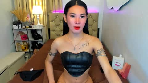 Snapshot of jessie_empress chatting on 02/23/25, 07:07 Your naughty Jessie online show from 02/23/25, 07:07