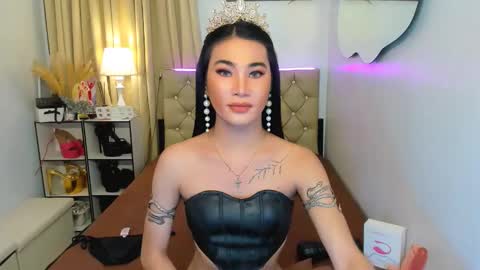 Snapshot of jessie_empress chatting on 03/12/25, 06:22 Your naughty Jessie online show from 03/12/25, 06:22