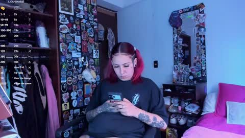 Snapshot of jessie_williams_01 chatting on 01/22/25, 08:49 Your Sweet Angel online show from 01/22/25, 08:49