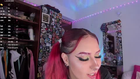 Snapshot of jessie_williams_01 chatting on 01/23/25, 07:40 Your Sweet Angel online show from 01/23/25, 07:40