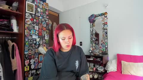 Snapshot of jessie_williams_01 chatting on 01/24/25, 08:43 Your Sweet Angel online show from 01/24/25, 08:43