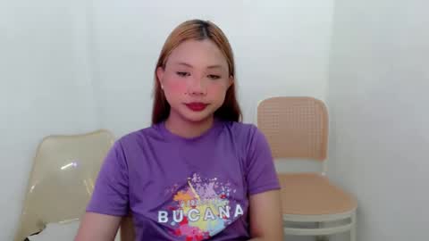 Snapshot of jessiefoxx0 chatting on 01/23/25, 05:45 Jessie online show from 01/23/25, 05:45