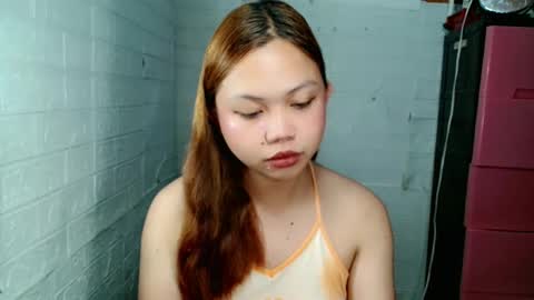 Snapshot of jessiefoxx0 chatting on 05/06/26, 11:43 Jessie online show from 05/06/26, 11:43