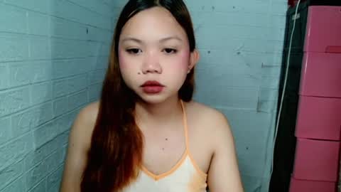 Snapshot of jessiefoxx0 chatting on 07/09/26, 05:28 Jessie online show from 07/09/26, 05:28