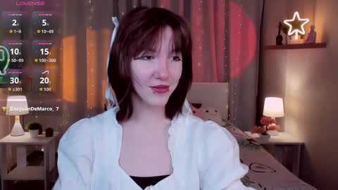 Snapshot of jessiefrost chatting on 11/21/25, 11:14 jessiefrost online show from 11/21/25, 11:14