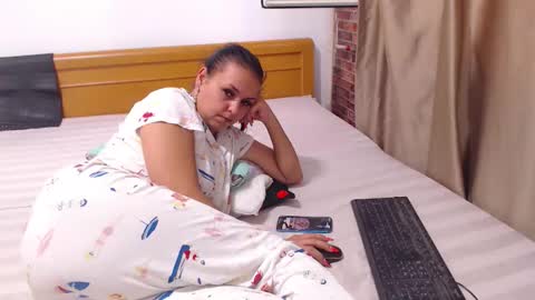 jessiestar3 online show from 09/12/25, 04:07