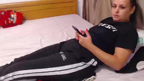 jessiestar3 online show from 09/24/25, 05:11