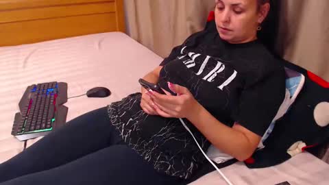 jessiestar3 online show from 04/01/26, 07:55