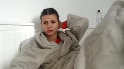 Snapshot of jessiexryan chatting on 01/10/25, 10:17 jessieryan online show from 01/10/25, 10:17