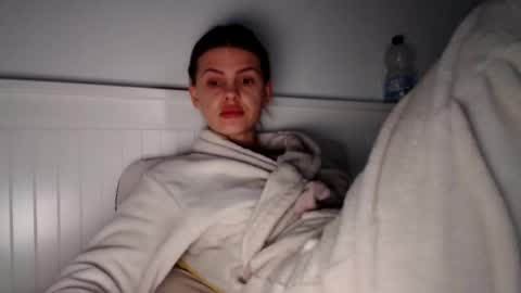 Snapshot of jessiexryan chatting on 02/19/25, 05:05 jessieryan online show from 02/19/25, 05:05