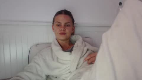 Snapshot of jessiexryan chatting on 10/08/25, 04:54 jessieryan online show from 10/08/25, 04:54