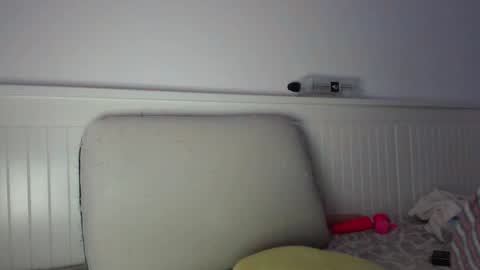 Snapshot of jessiexryan chatting on 10/17/25, 03:42 jessieryan online show from 10/17/25, 03:42